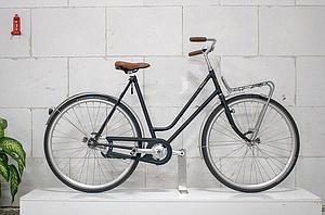 Road Matt Black – Klassieke damesfiets enkelvoudig met dynamoverlichting – Regular framesize