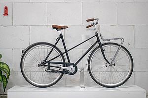 Road Matt Black – Klassieke damesfiets enkelvoudig met dynamoverlichting – Regular framesize